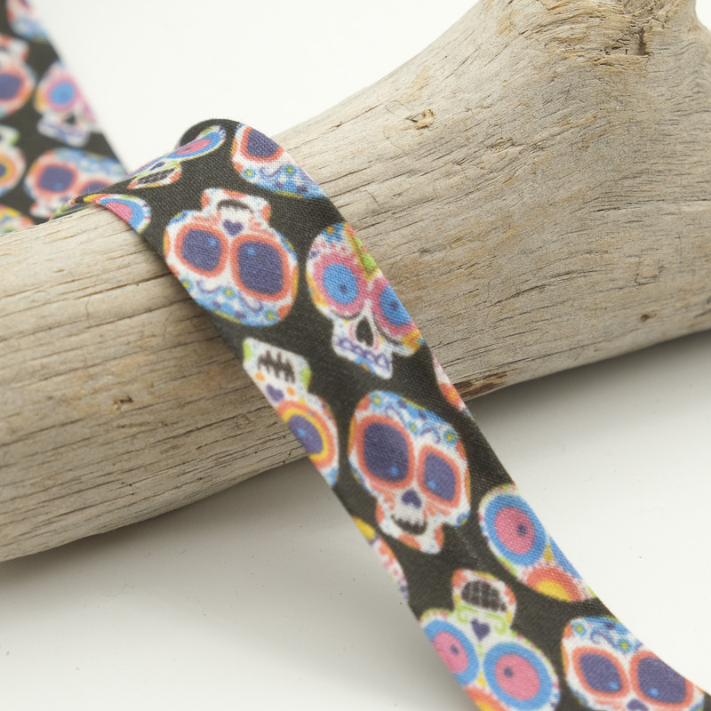 25MM Printed Bias Tape - Calaveras Black - Maison Klem